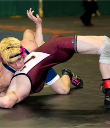 wrestling with a bulge 574c7d13eb86c.jpg