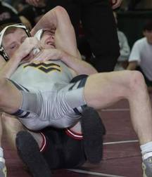 wrestling with a bulge 574c7d17d7ad7.jpg