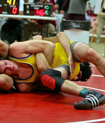wrestling with a bulge 574c7d186b489.jpg