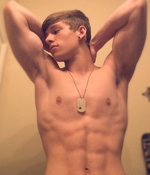 flexing 574ecaf27b593.jpg
