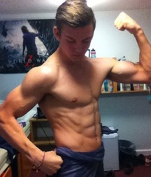 flexing 574ecaf67bc95.jpg