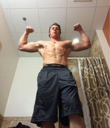 flexing 574ecaf8c7a73.jpg