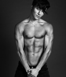 posing for you 5760958564ff1.jpg