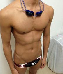 colorful speedos 5761db46926a3.jpg