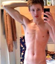 smoothies sharing selfies 5761f02dea6a9.jpg