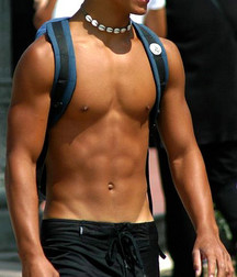 topless twinks three 5763e9b6007e0.jpg