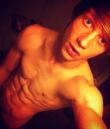 topless twinks three 5763e9b848789.jpg