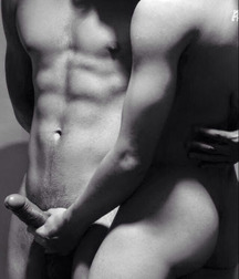 monochrome manhandling 576b15b4e9f6f.jpg