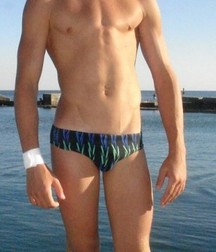 swimmers  5775222022d40.jpg