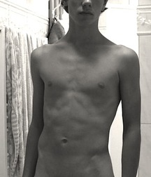 pubeless  577a4fcbafaaf.jpg