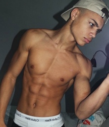 nips and chests 577a5013cbe05.jpg