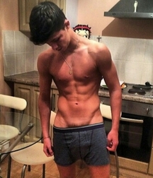 twinkies topless 5786381d5b03b.jpg