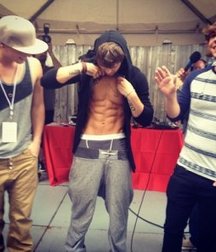 hard abs 2 57879314ea5f1.jpg
