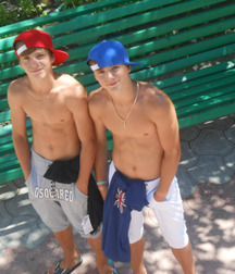 non nude dudes 578d4689364b7.jpg