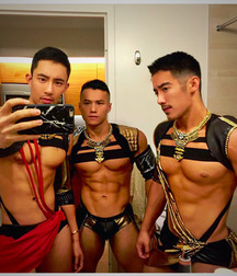 non nude dudes 578d468b06348.jpg