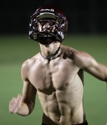 shirtless athletes 5790e9d2ec2da.jpg