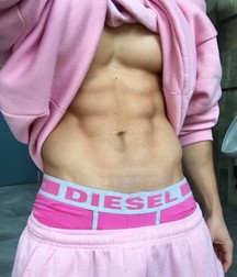 waistbands showing 2 5797f8ede7443.jpg