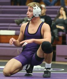 on the mat 579f4a2dedde6.jpg