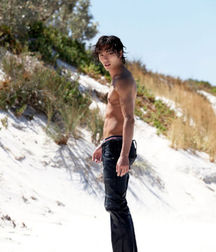 asian shirtless 57a7515ab8cb1.jpg