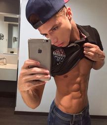 abs pics 57ab153cb565c.jpg