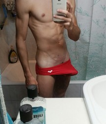 so skimpy 57acfe51a1cae.jpg
