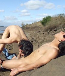 suck and lick 5980f87d1aa0d.jpg