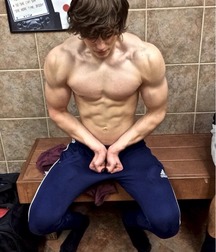 flexing for you 59b14e9e23a80.jpg