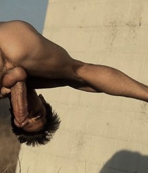 cocks and cracks 59b420116dd82.jpg