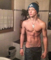 more lads with lids 59c01b0183027.jpg