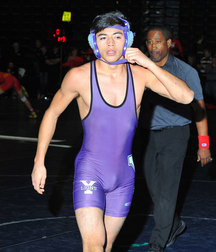 wrestling bulges 59f1d1b4199be.jpg