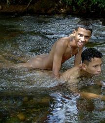 latinos lusting 5a0e48d09e2b5.jpg