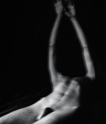 nude posers 5a124a40daa1f.jpg