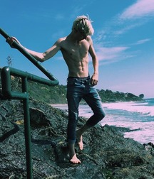 sons of a beach 5a1c5e3d87860.jpg