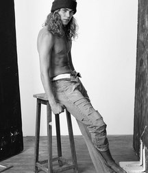 cute genes in jeans 5a2185f67d900.jpg