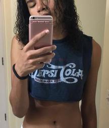 half shirt hotties 5a365981630b1.jpg