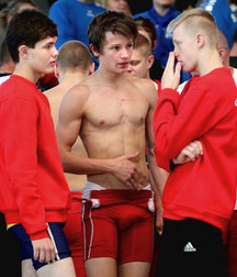 bulging bros 5a4ba6ac57f78.jpg