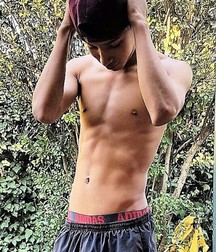 capped hotties 5a60e04e99c6e.jpg