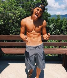 capped boy toys 5a711f2f98d26.jpg