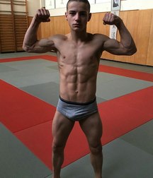 bulging bulges 5a732981596f5.jpg