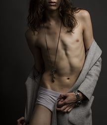 lovely long haired twinks 5a771919c0257.jpg