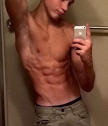 posing pics 5a81c9430cc22.png