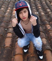 I heart boys 5a84529baee15.jpg