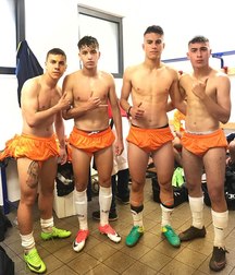 pretty boys 7 5a864e541f6ca.jpg