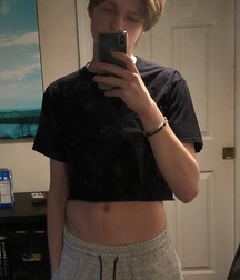 half-shirted hotness 5a903ed462aa5.jpg