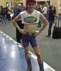 half-shirted hotness 5a903edab447b.jpg