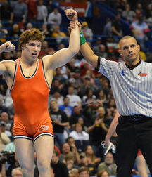 winning wrestlers 5a919fe53b2d5.jpg