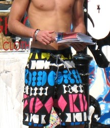 shirtless studs 5a947d103efdf.jpg