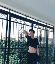 half shirt boys 5a96ed34632bb.jpg