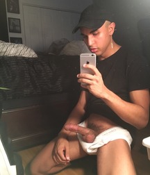 weenie pics 5aaaa2e2e81f3.jpg