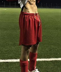 boys are bulging 5aadb7104abc4.png